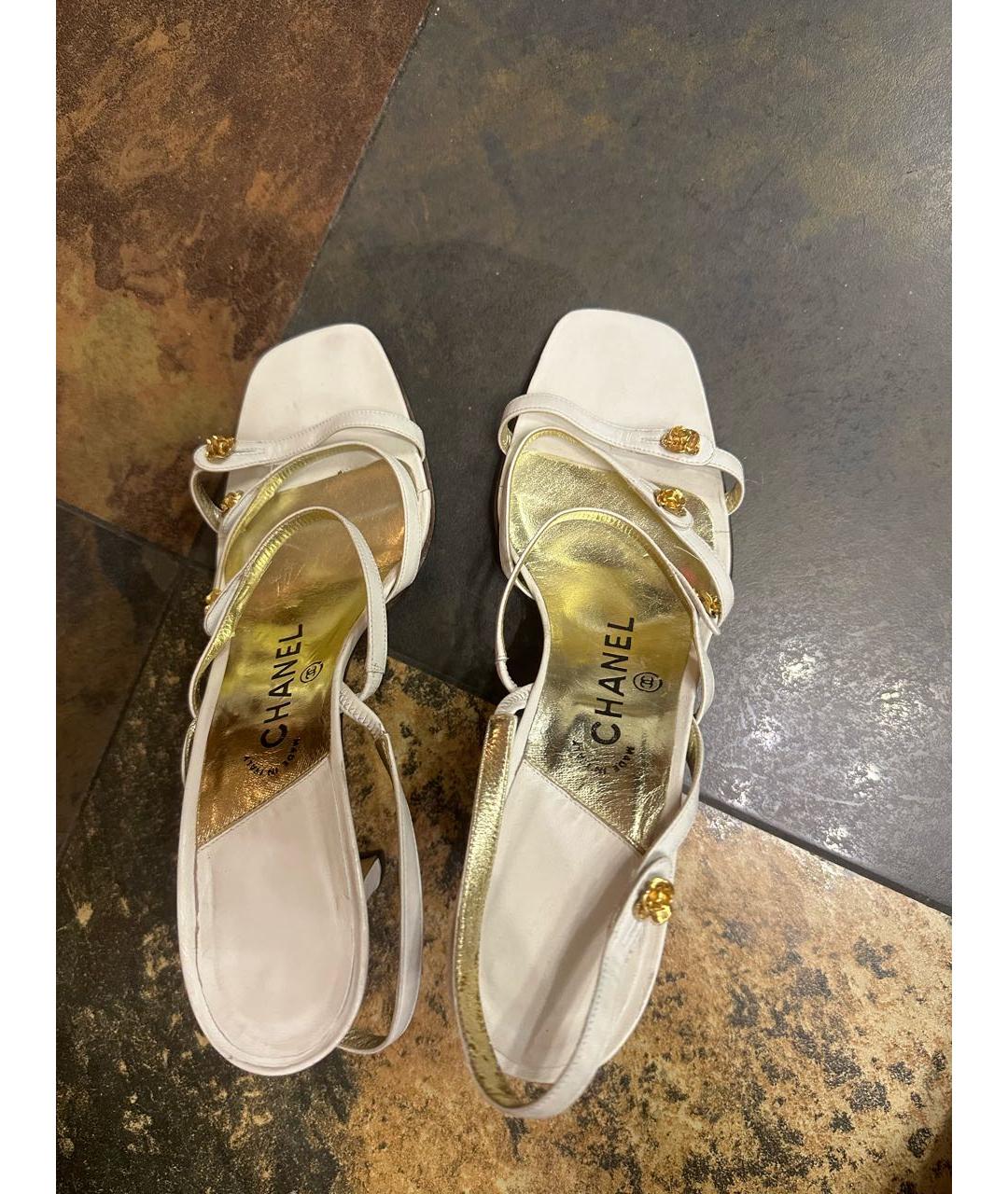 CHANEL Белые кожаные босоножки, фото 3