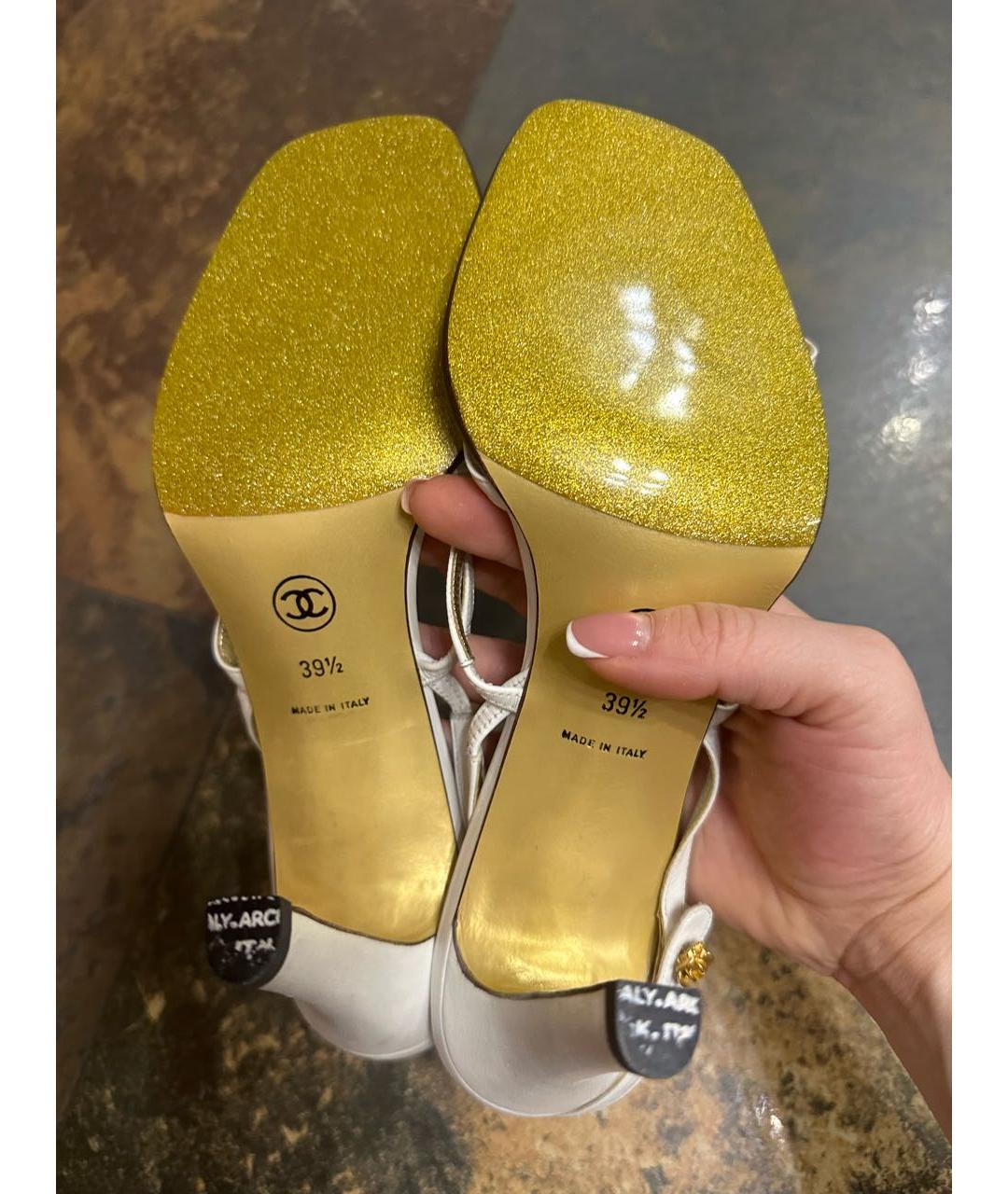 CHANEL Белые кожаные босоножки, фото 5