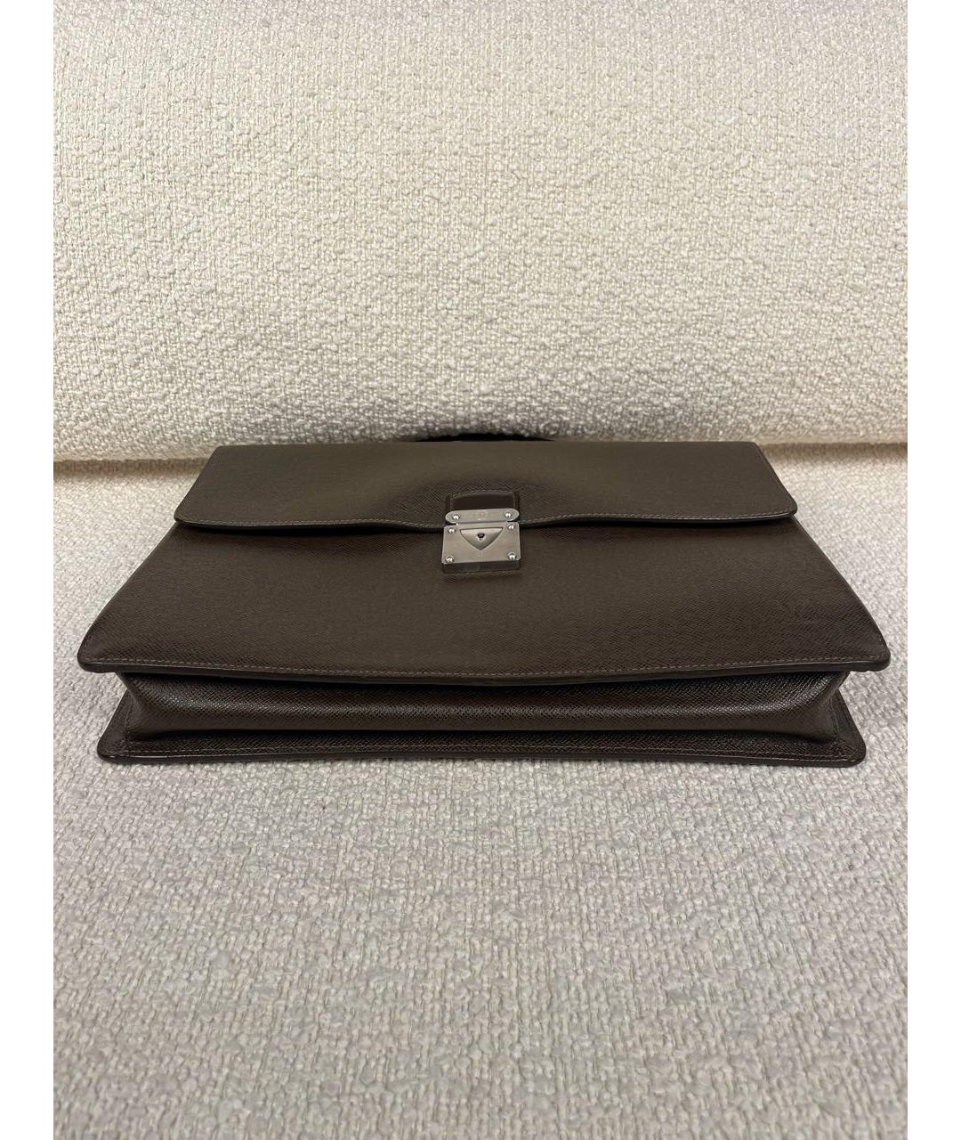 LOUIS VUITTON Коричневый кожаный портфель, фото 6