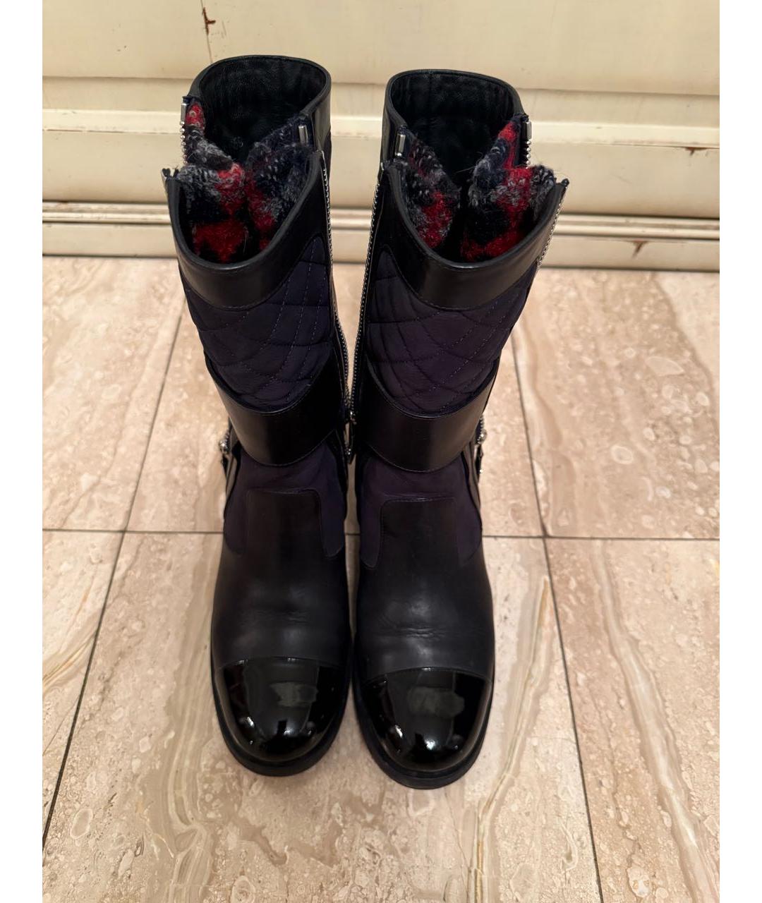 CHANEL Темно-синие кожаные сапоги, фото 2