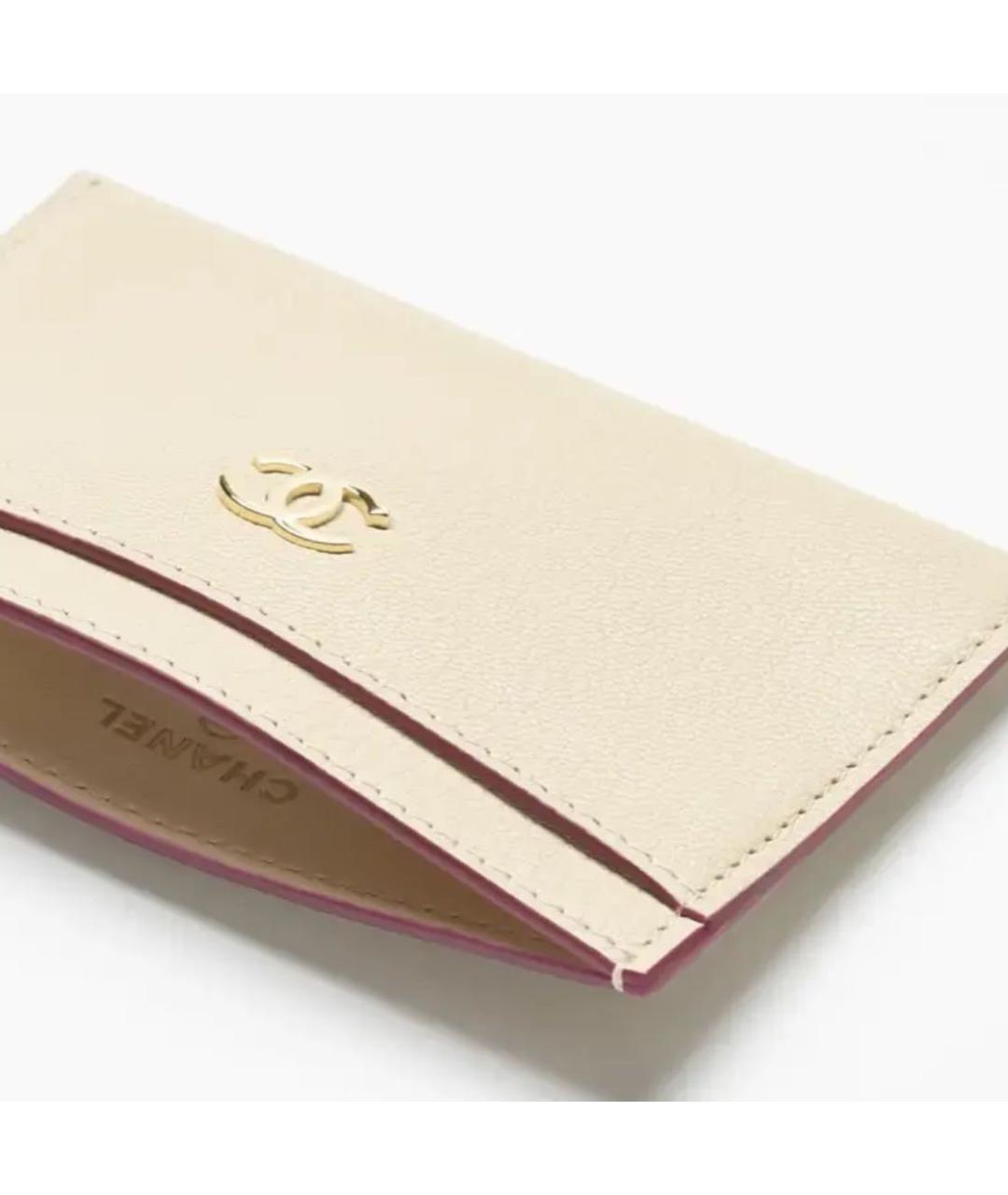 CHANEL Бежевый кожаный кардхолдер, фото 4