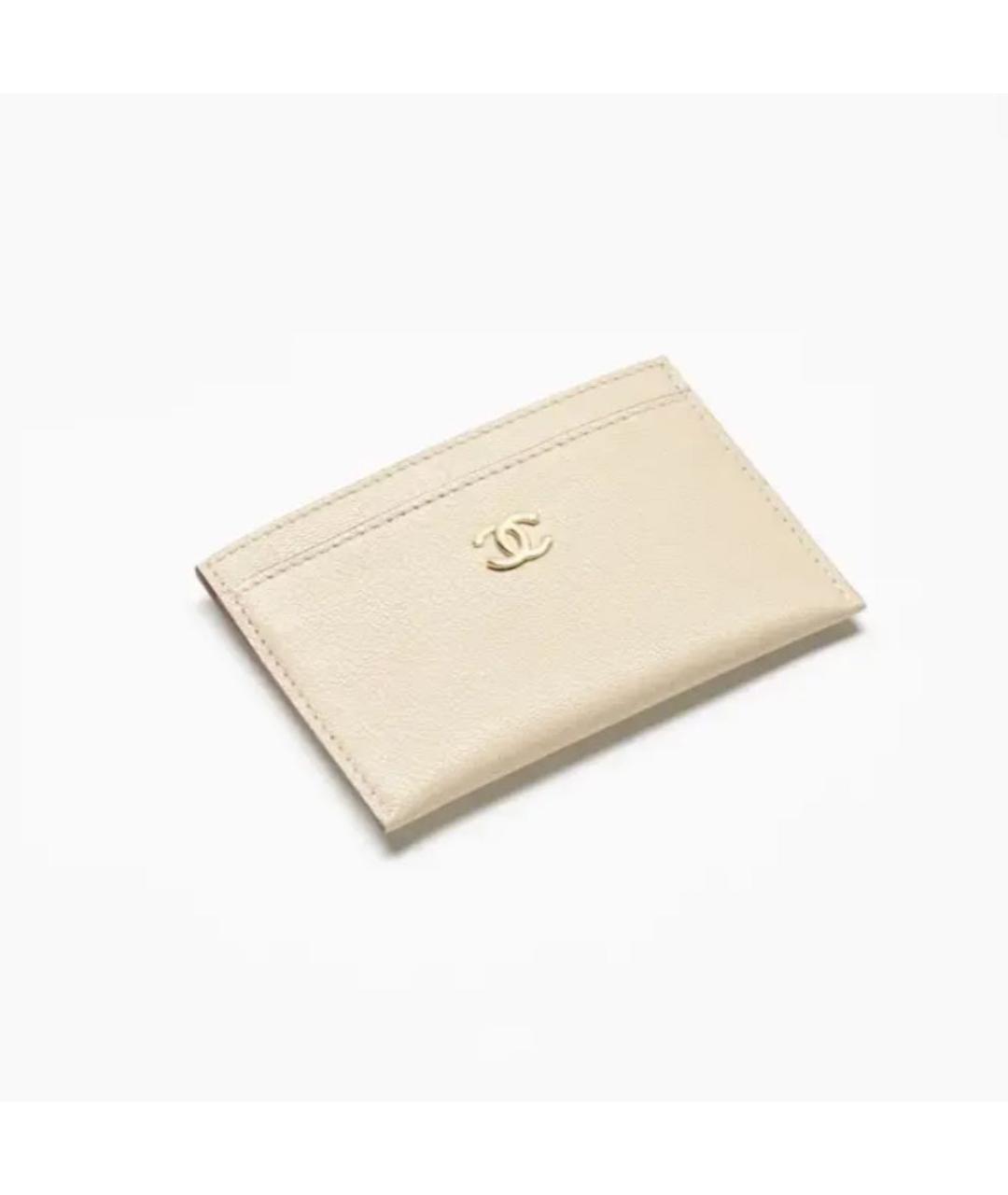 CHANEL Бежевый кожаный кардхолдер, фото 3