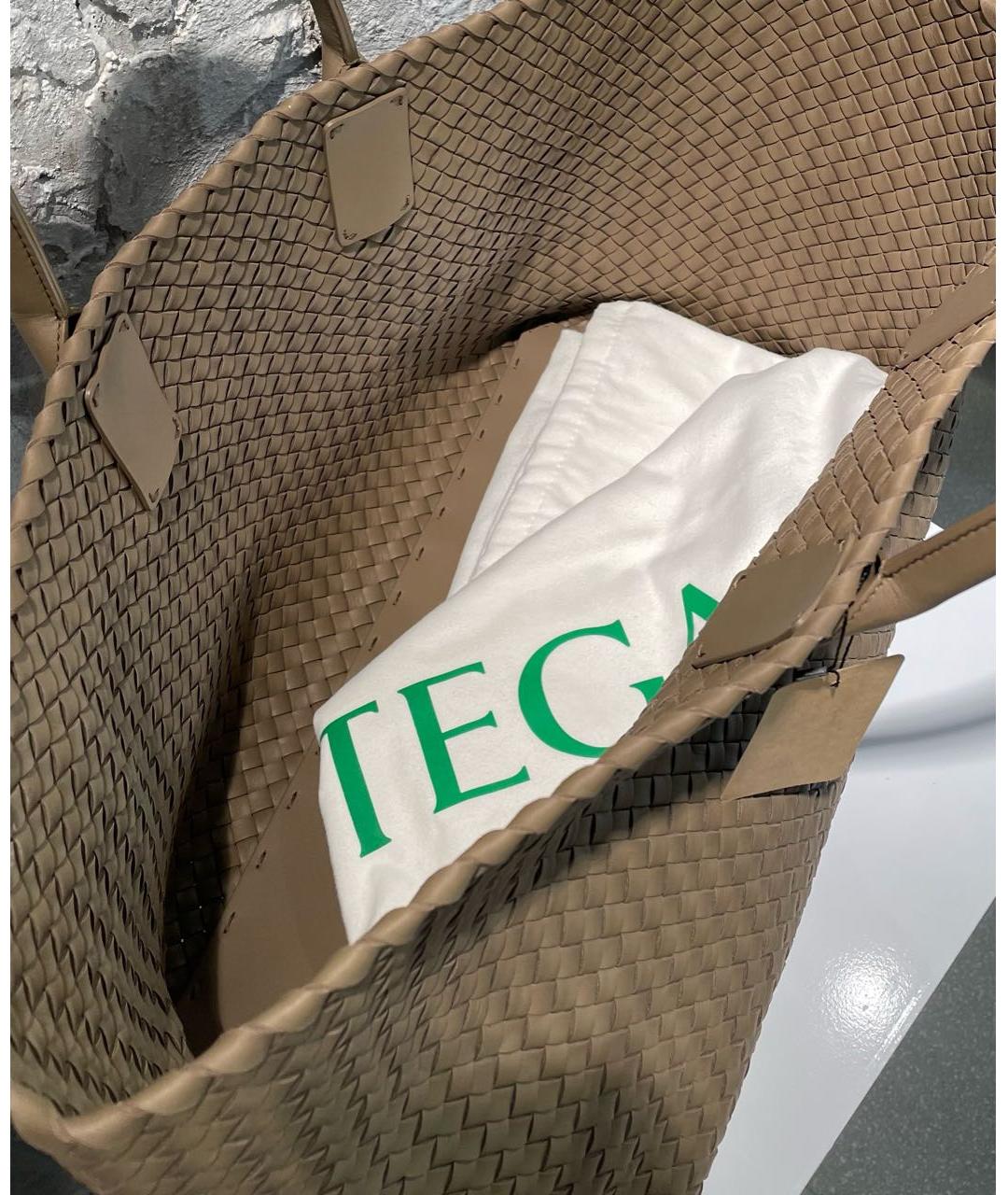BOTTEGA VENETA Коричневая кожаная сумка тоут, фото 4