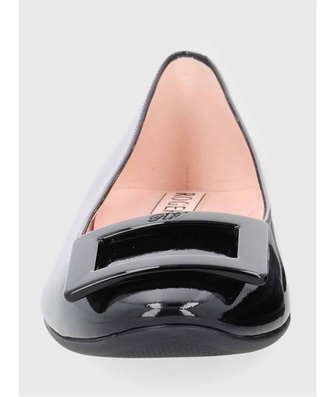 ROGER VIVIER Черные балетки из лакированной кожи, фото 4
