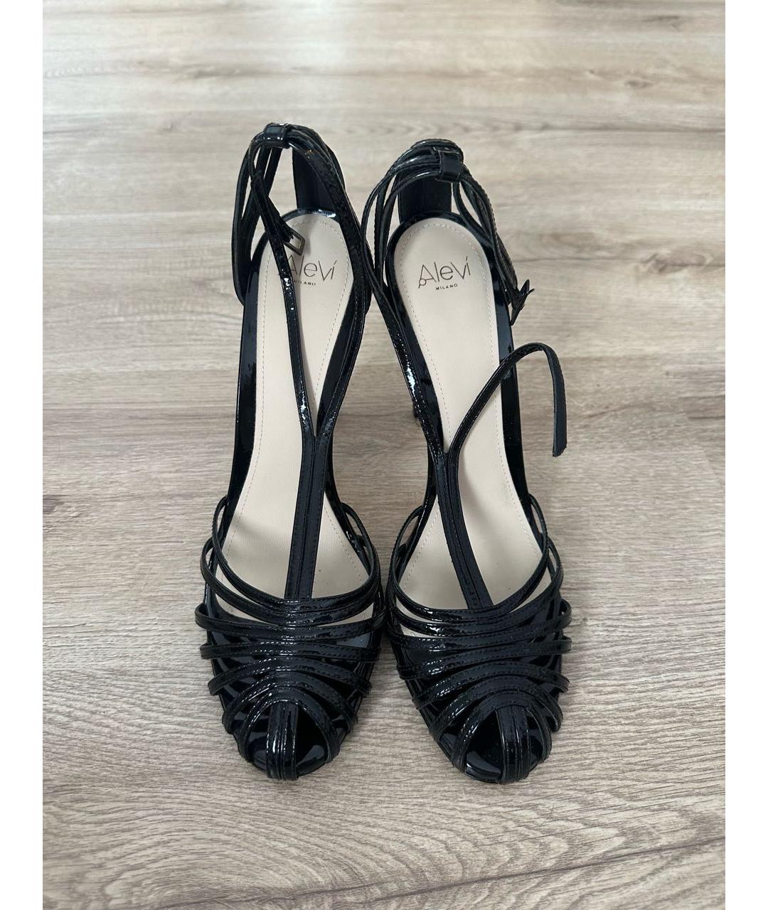 ALEVI Черные босоножки из лакированной кожи, фото 2
