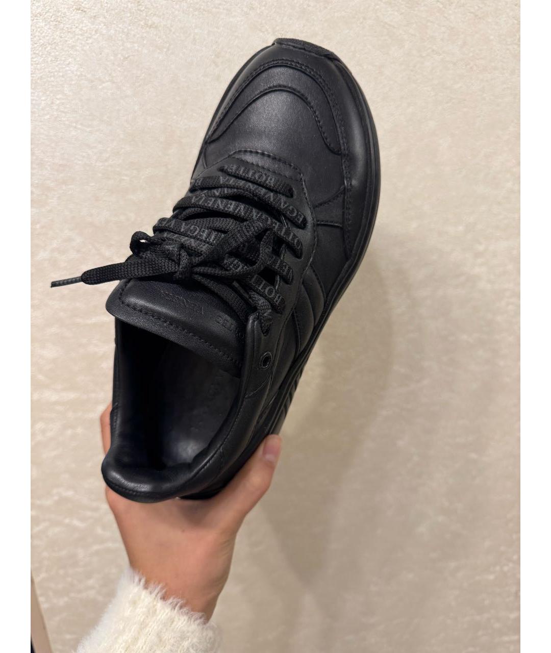 BOTTEGA VENETA Черные кожаные кроссовки, фото 2