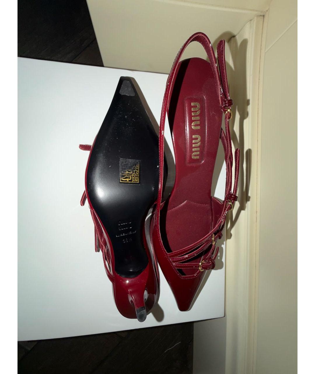 MIU MIU Бордовые туфли из лакированной кожи, фото 3
