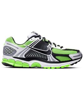 NIKE Низкие кроссовки / кеды