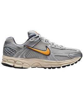 NIKE Низкие кроссовки / кеды