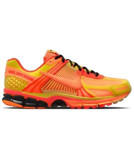 NIKE Кроссовки