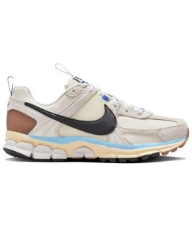 NIKE Кроссовки