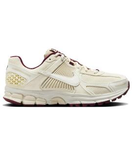 NIKE Кроссовки