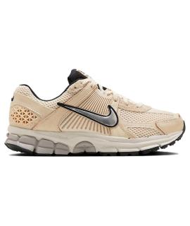 NIKE Кроссовки