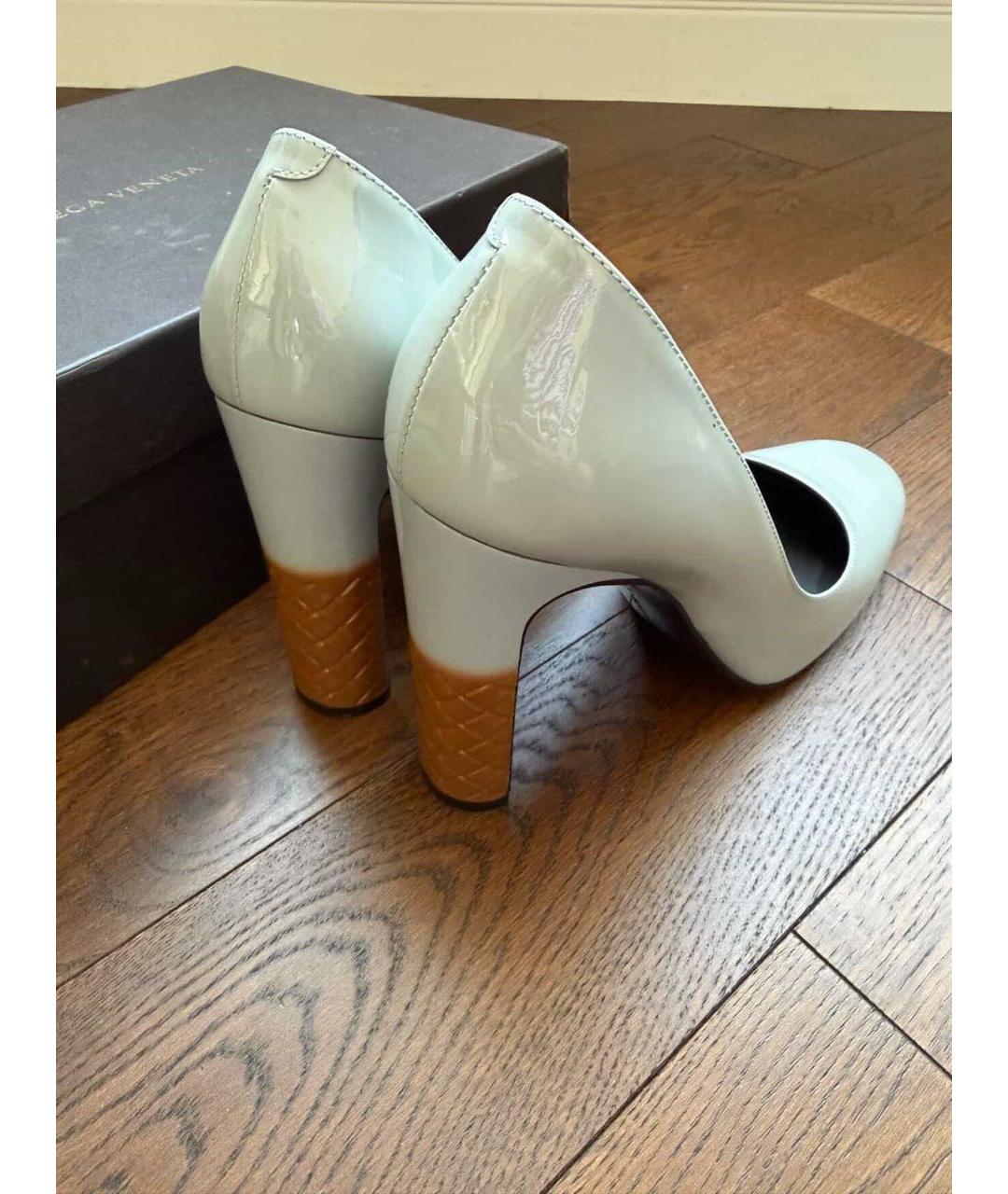 BOTTEGA VENETA Голубые туфли из лакированной кожи, фото 3