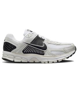 NIKE Низкие кроссовки / кеды