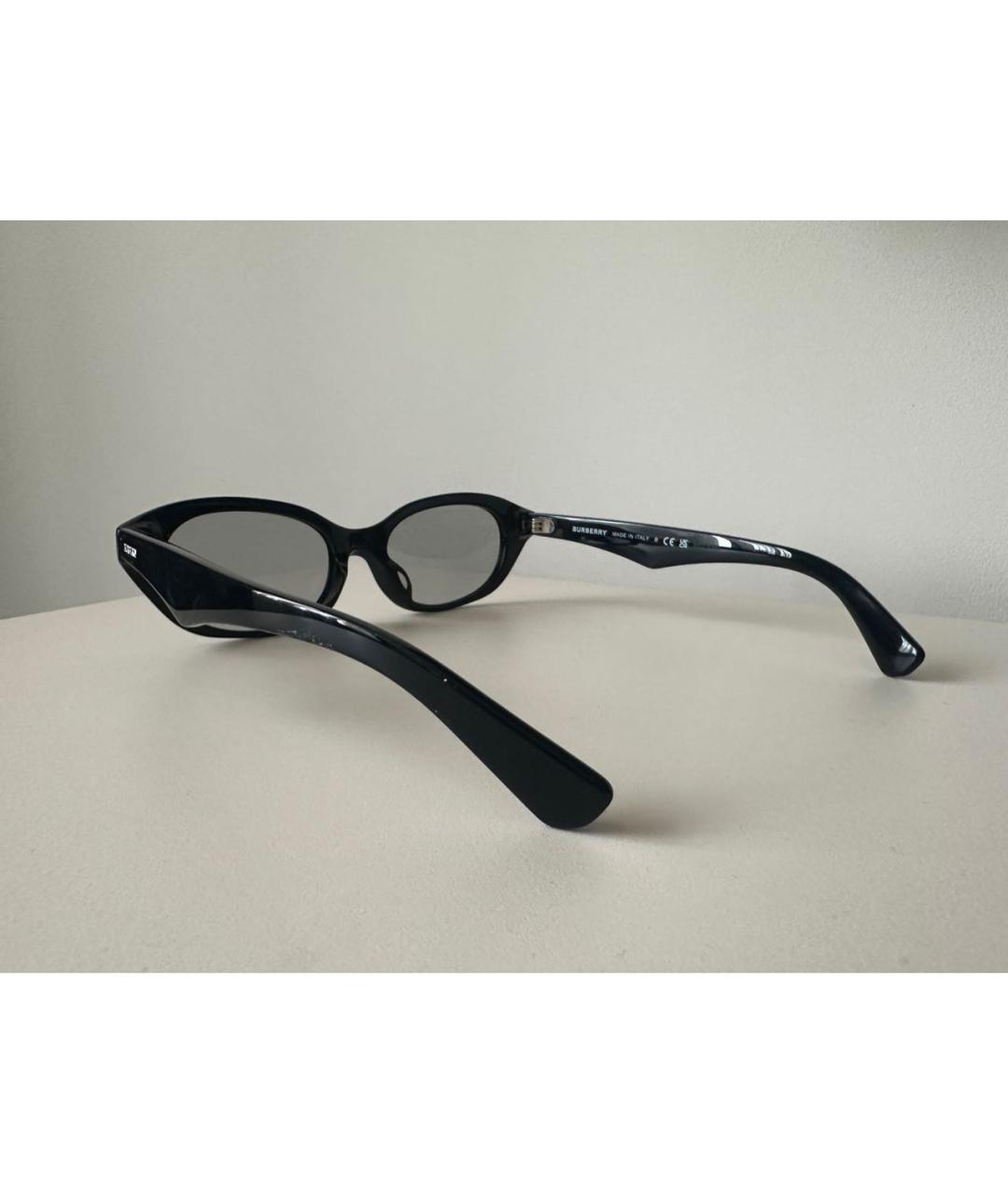 BURBERRY Черные пластиковые солнцезащитные очки, фото 6