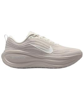 NIKE Кроссовки