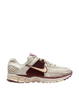 NIKE Кроссовки