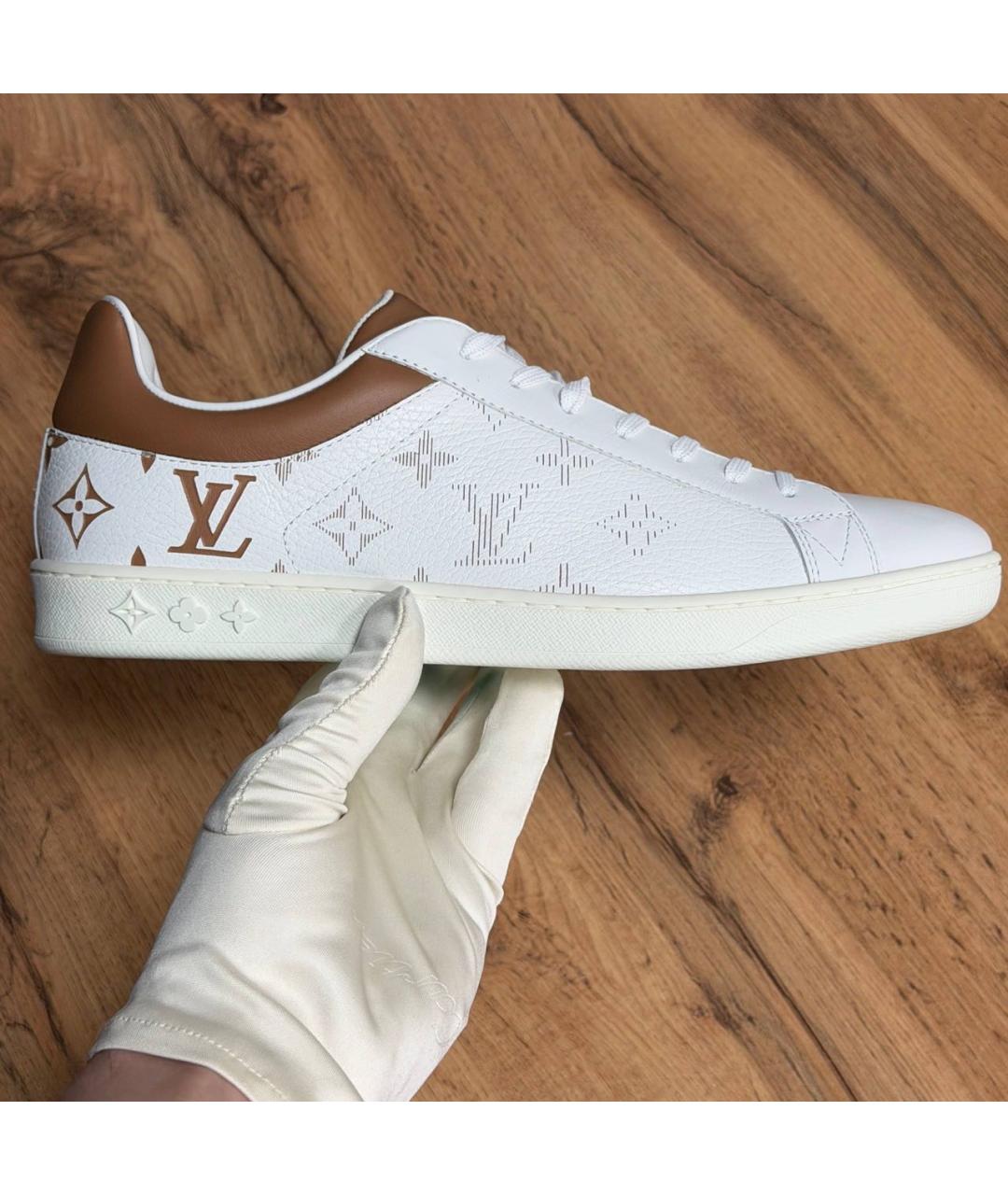 LOUIS VUITTON Белые кожаные низкие кроссовки / кеды, фото 4