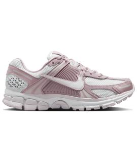 NIKE Кроссовки