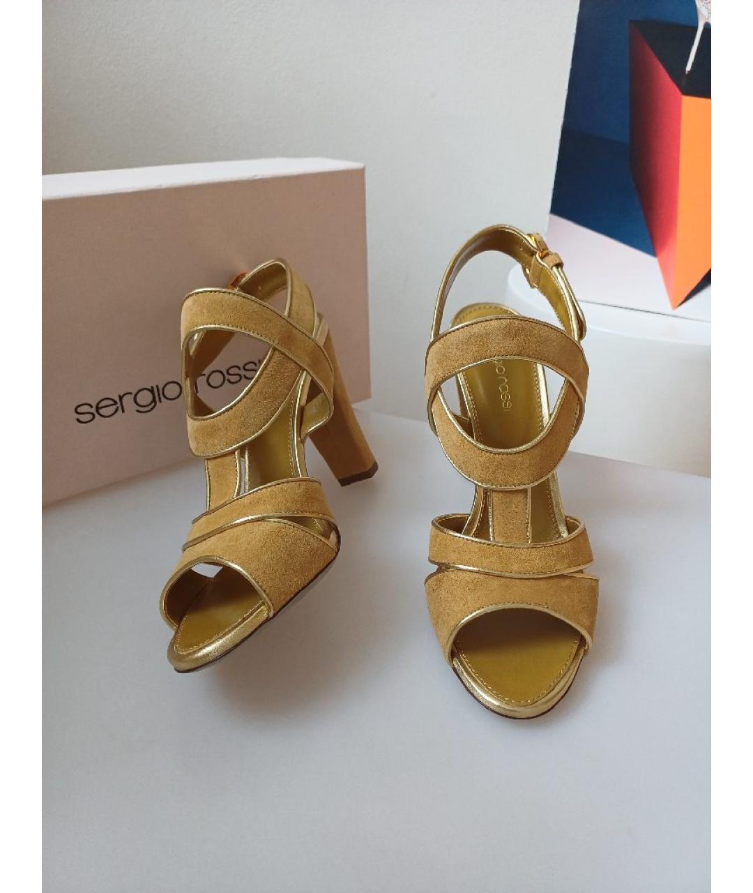 SERGIO ROSSI Горчичные замшевые босоножки, фото 5