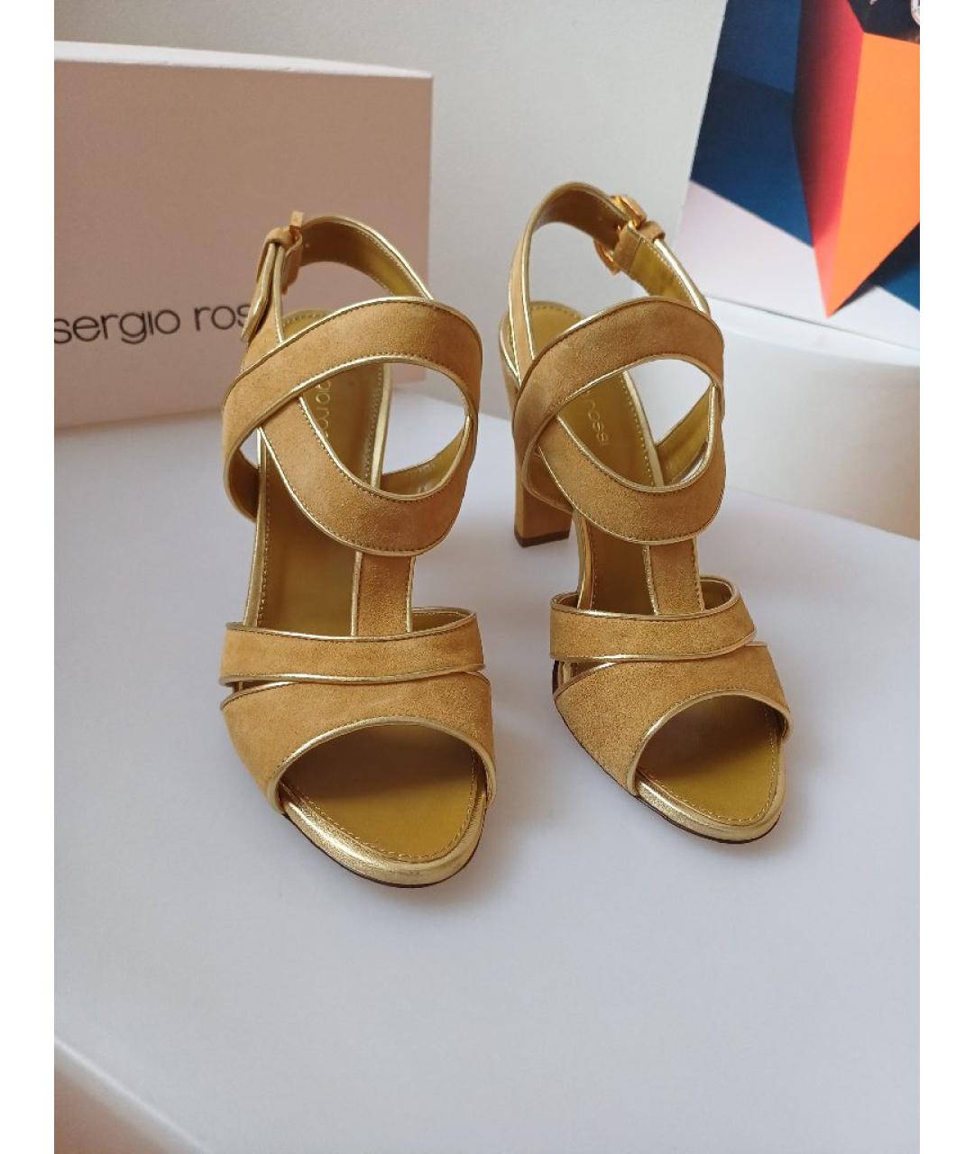 SERGIO ROSSI Горчичные замшевые босоножки, фото 7