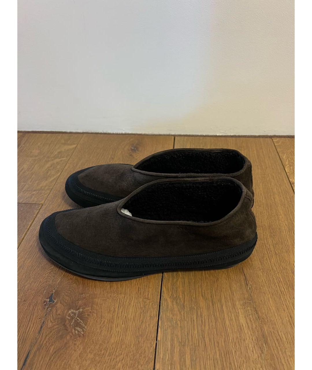 THE ROW Коричневые замшевые балетки, фото 3