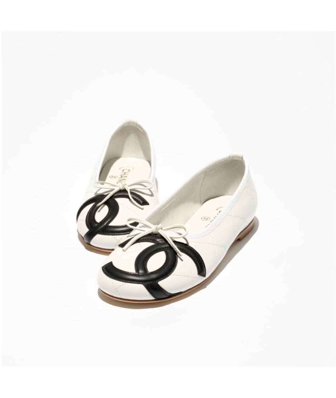 CHANEL Белые кожаные балетки, фото 2