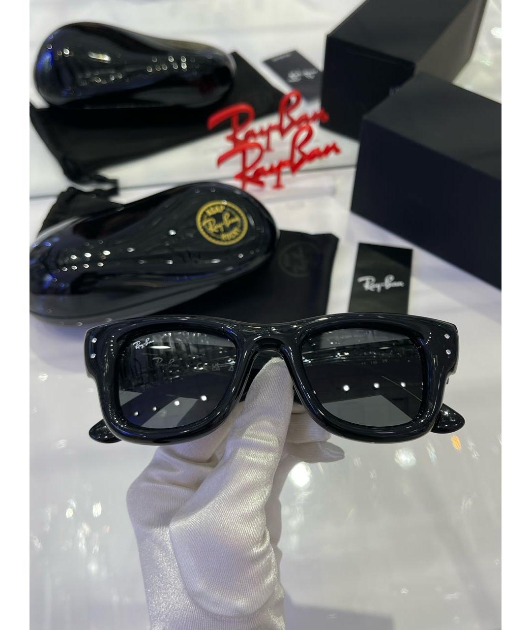 RAY BAN Черные пластиковые солнцезащитные очки, фото 4