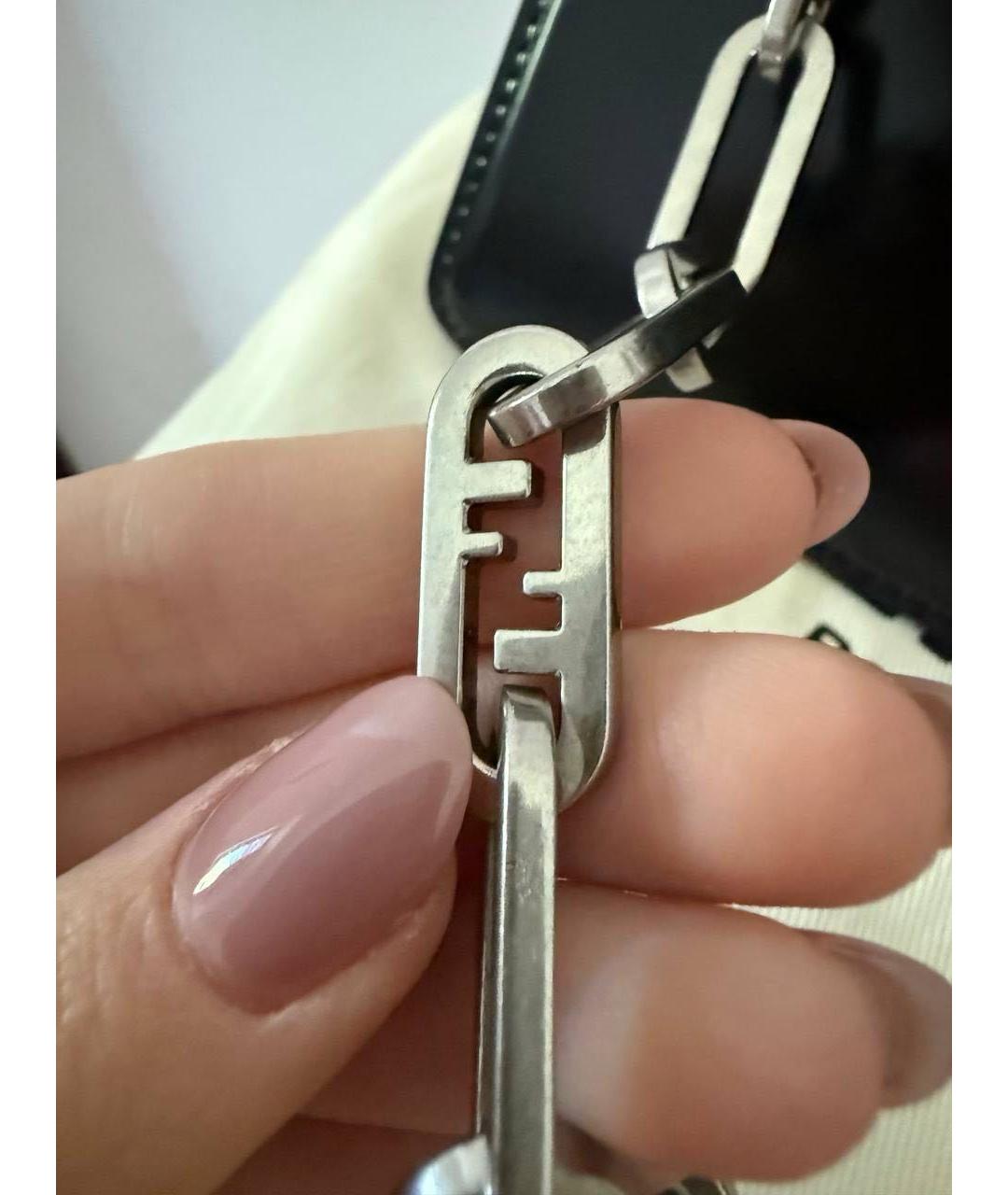 FENDI Черная сумка с короткими ручками из лакированной кожи, фото 7