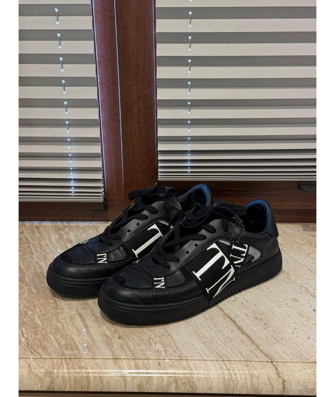 VALENTINO Черные кожаные низкие кроссовки / кеды, фото 6