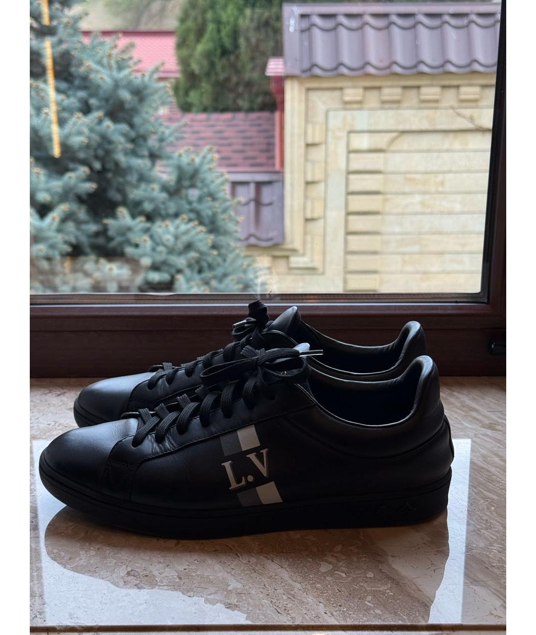 LOUIS VUITTON Черные кожаные низкие кроссовки / кеды, фото 2
