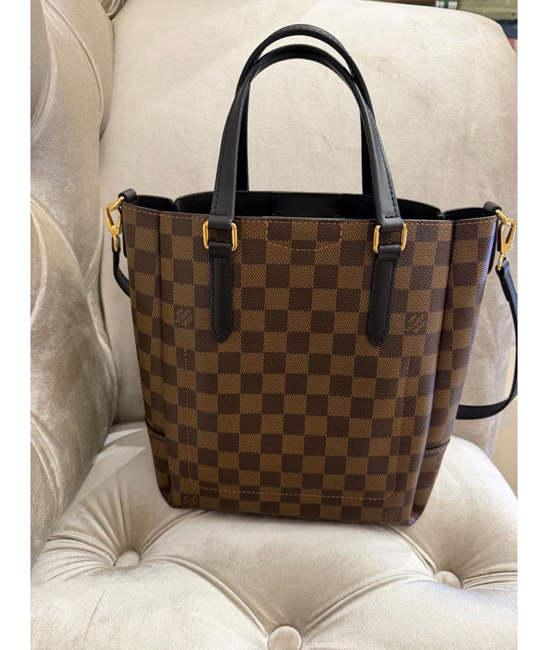 LOUIS VUITTON Коричневая сумка с короткими ручками, фото 3