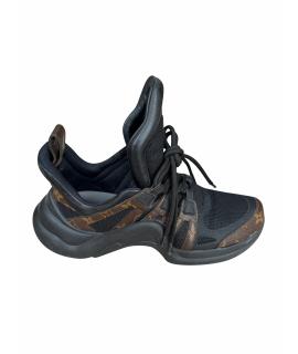 LOUIS VUITTON Кеды