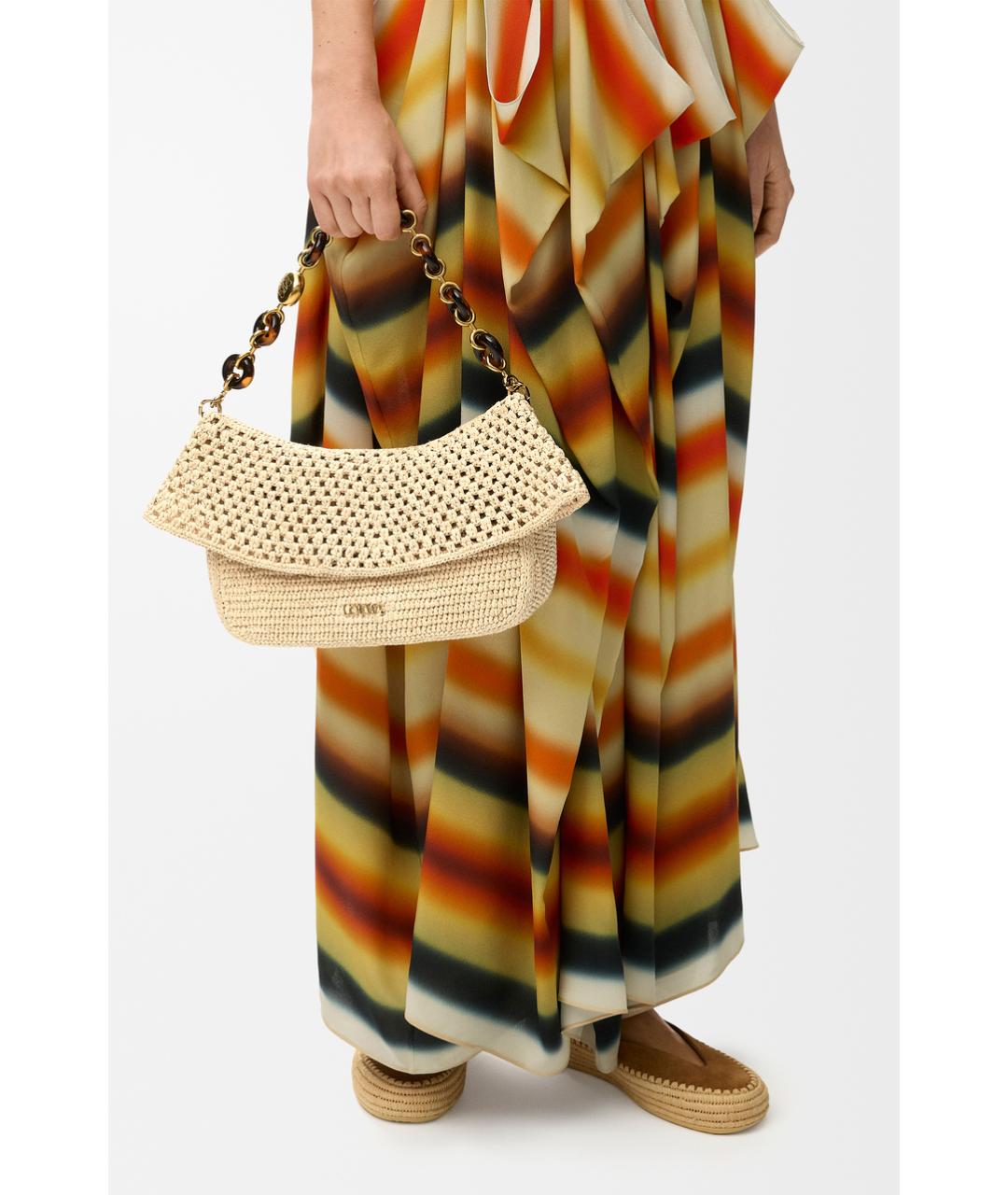 LOEWE Бежевая пелетеная сумка с короткими ручками, фото 2