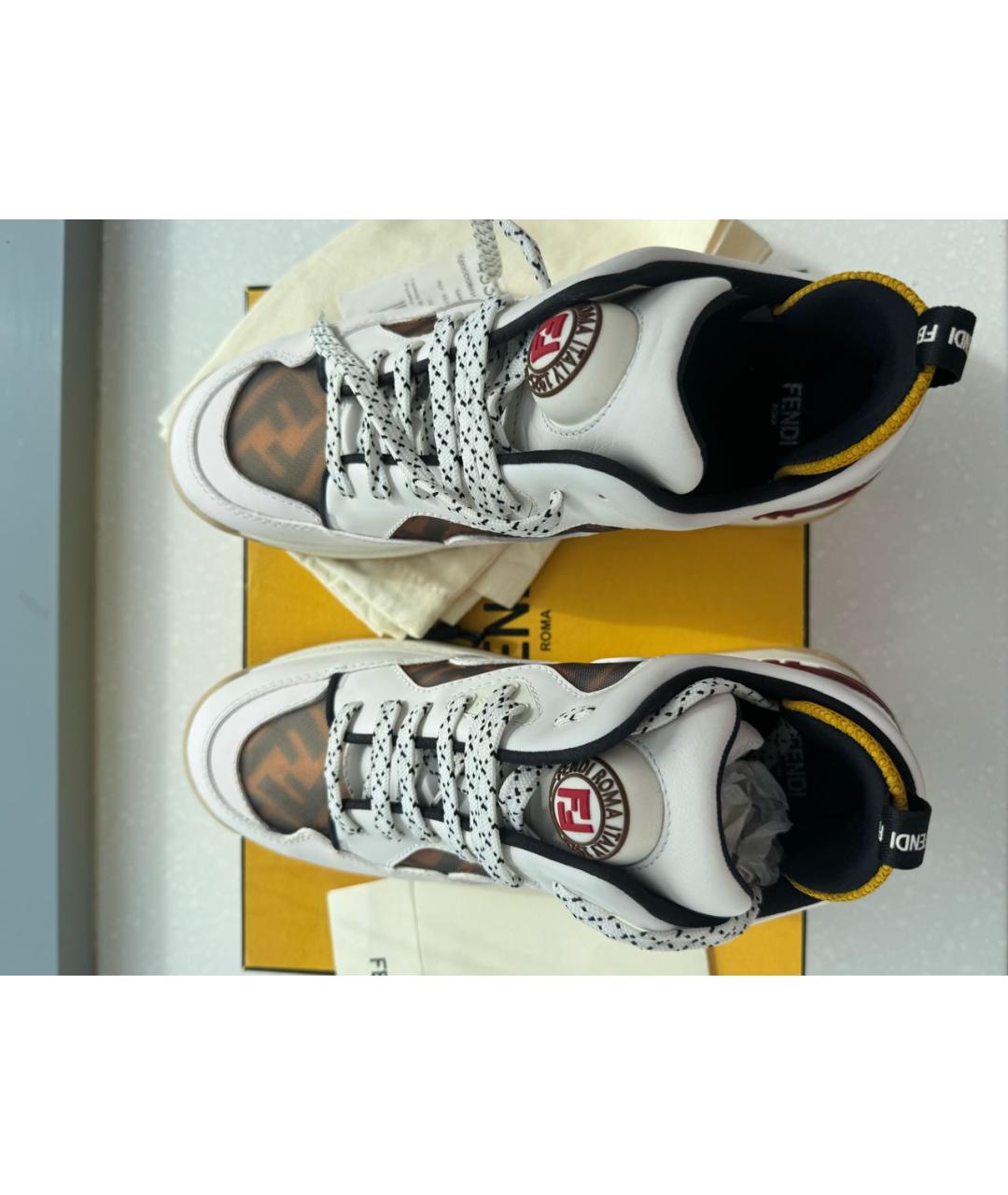 FENDI Белые кожаные кроссовки, фото 3