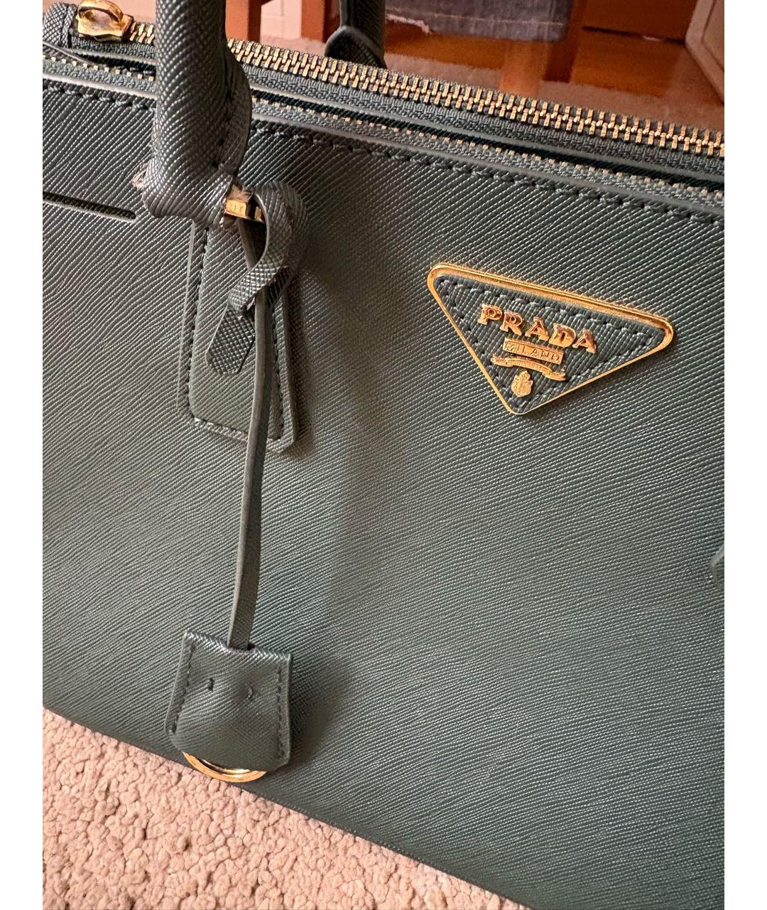 PRADA Антрацитовая кожаная сумка с короткими ручками, фото 3