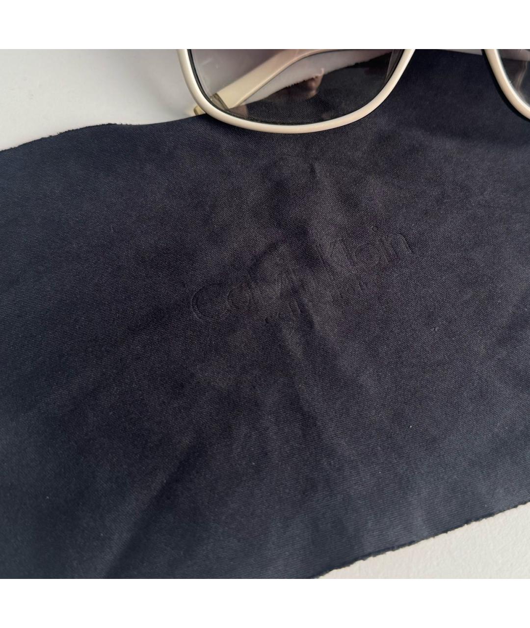 CALVIN KLEIN Черные пластиковые солнцезащитные очки, фото 4