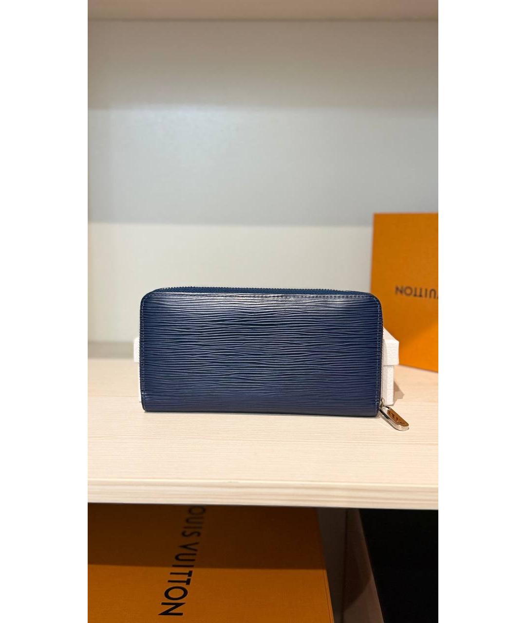 LOUIS VUITTON Синий кожаный кошелек, фото 4