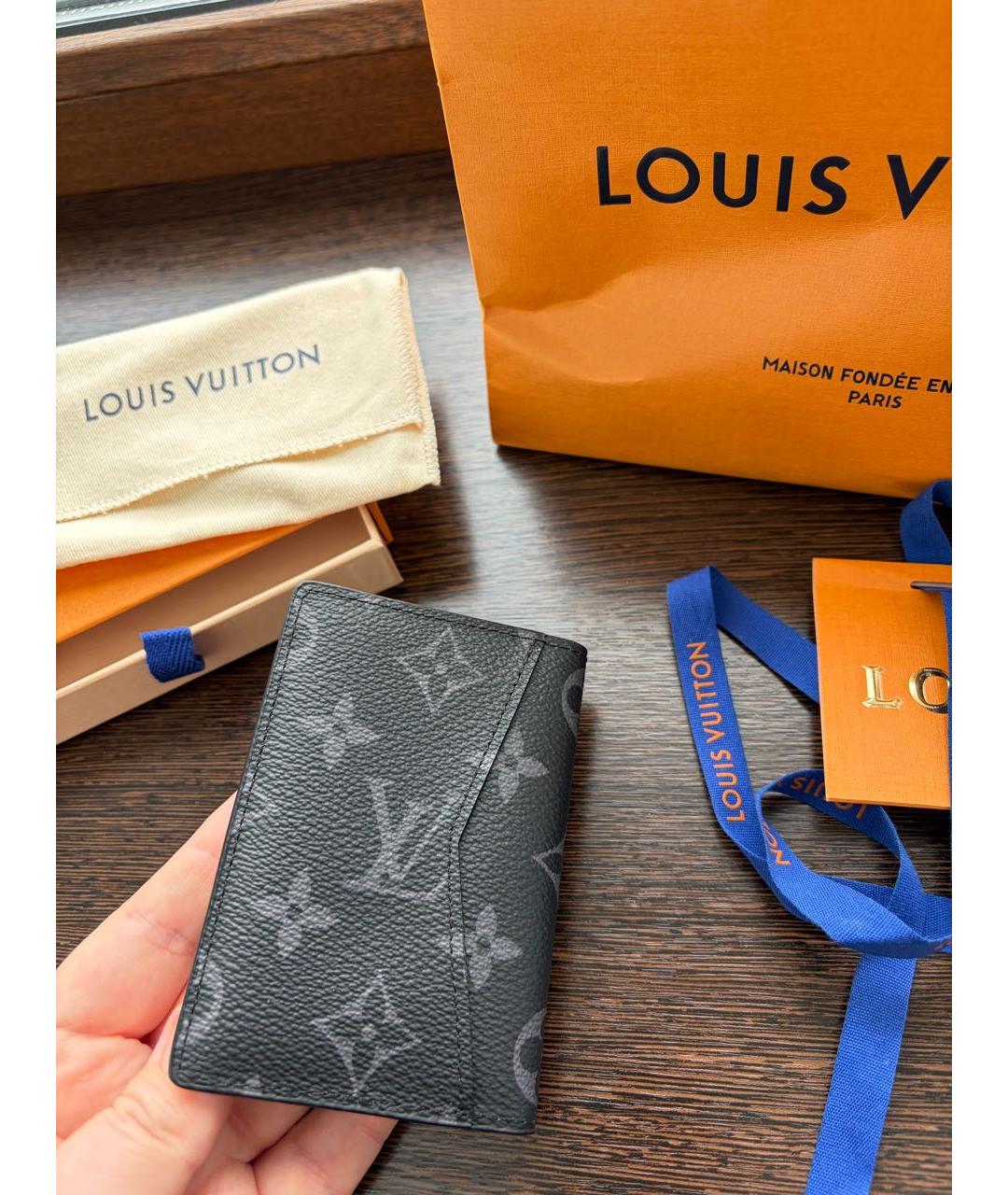 LOUIS VUITTON Черный кардхолдер, фото 2