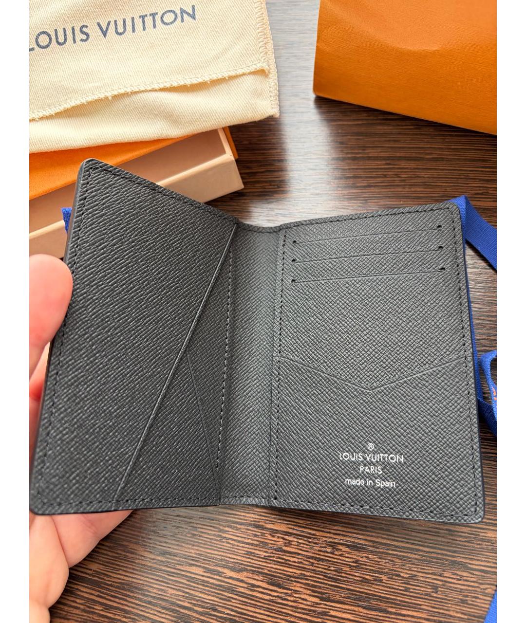 LOUIS VUITTON Черный кардхолдер, фото 3