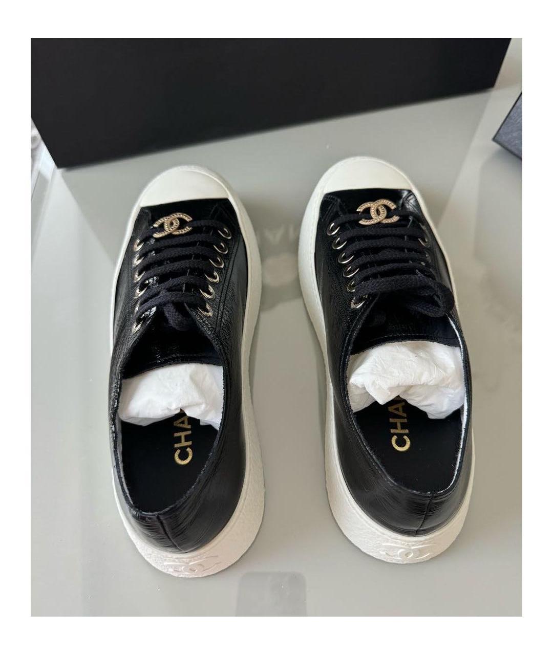 CHANEL Черные кеды из искусственной кожи, фото 3