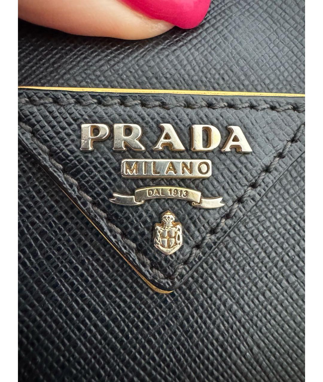 PRADA Черная кожаная сумка с короткими ручками, фото 5