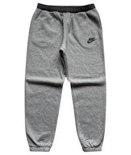 NIKE Повседневные брюки