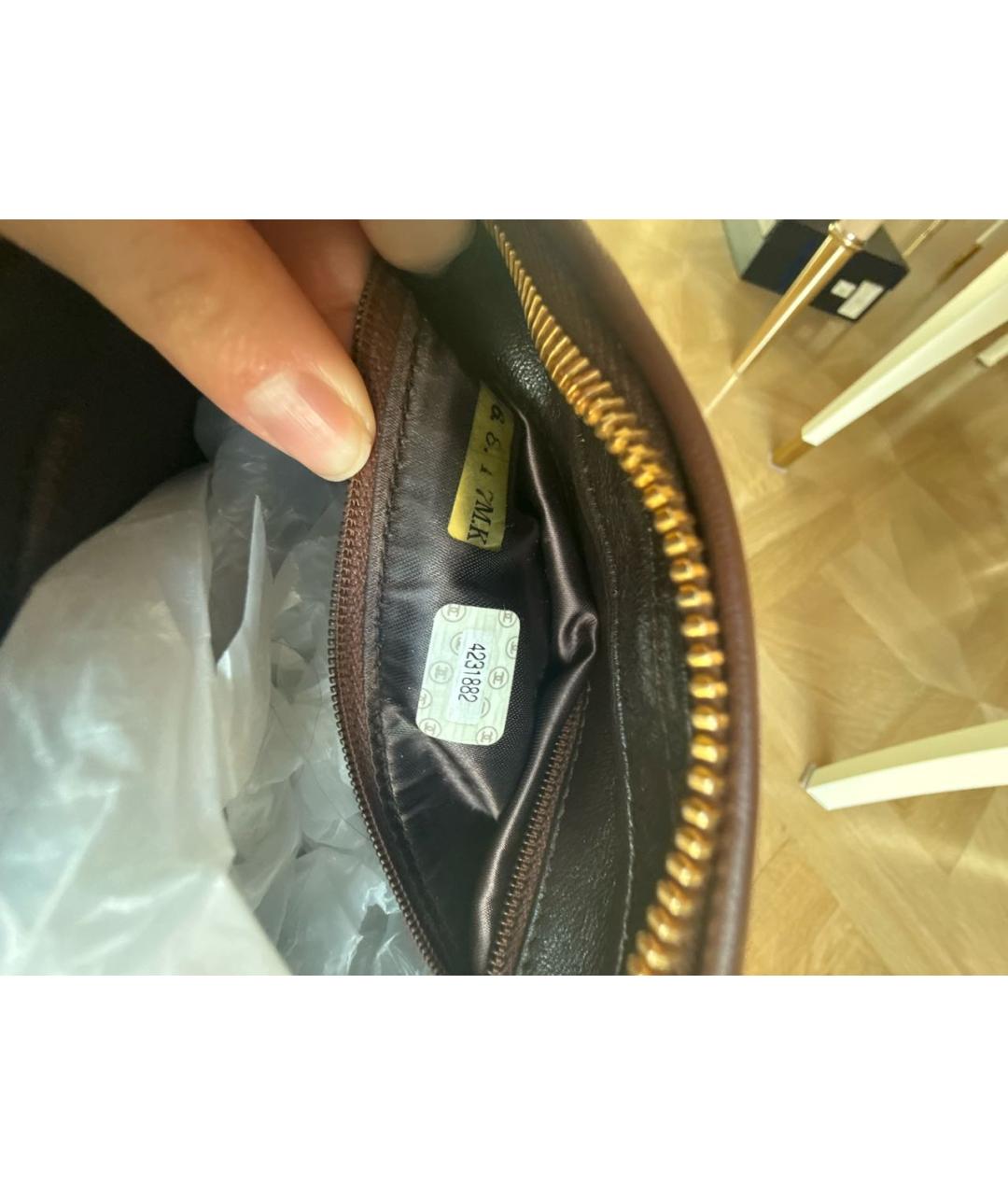 CHANEL Коричневая кожаная сумка с короткими ручками, фото 7