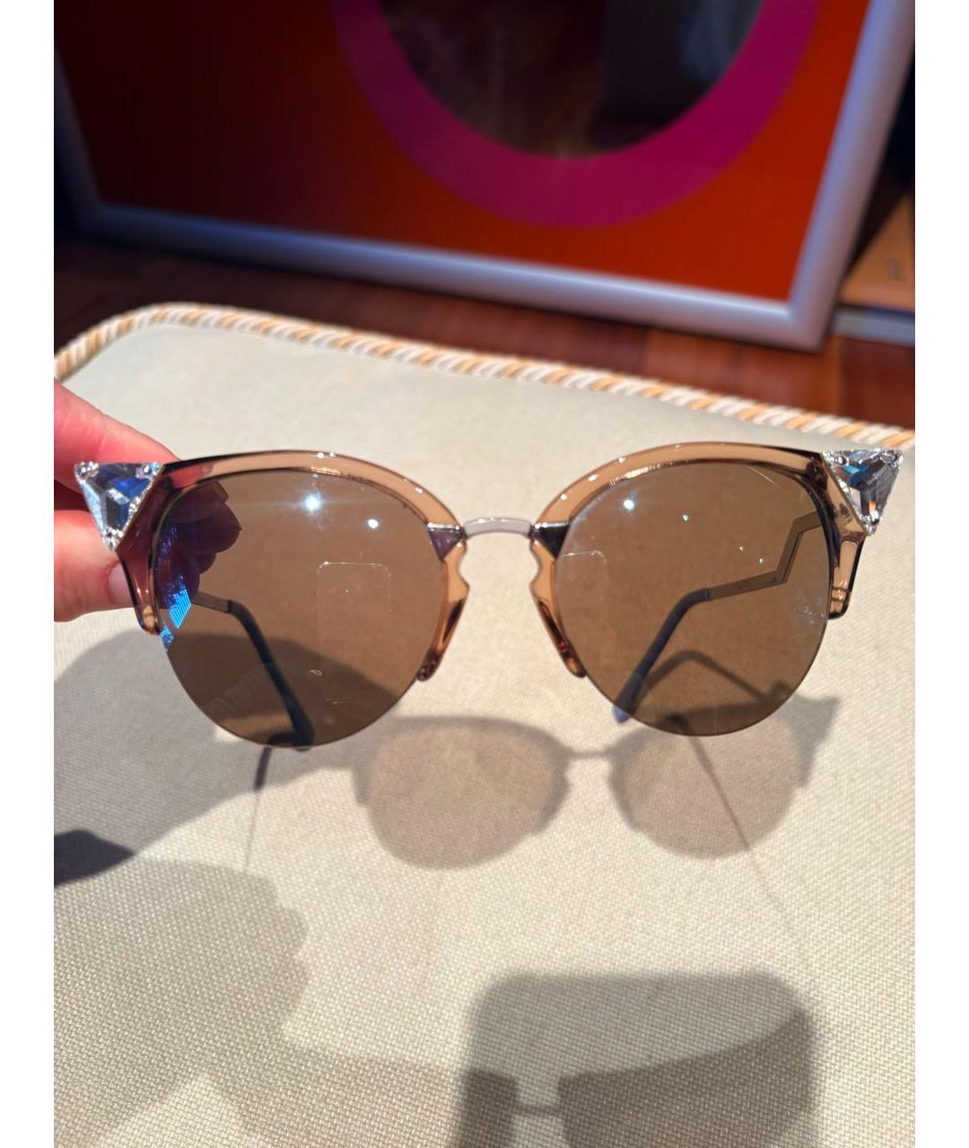 FENDI Коричневые пластиковые солнцезащитные очки, фото 2