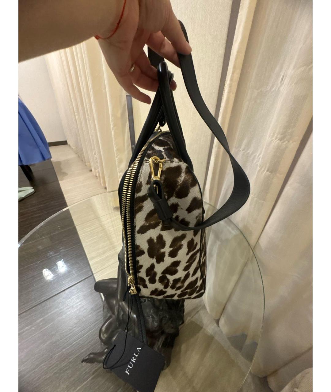 FURLA Черная кожаная сумка с короткими ручками, фото 5