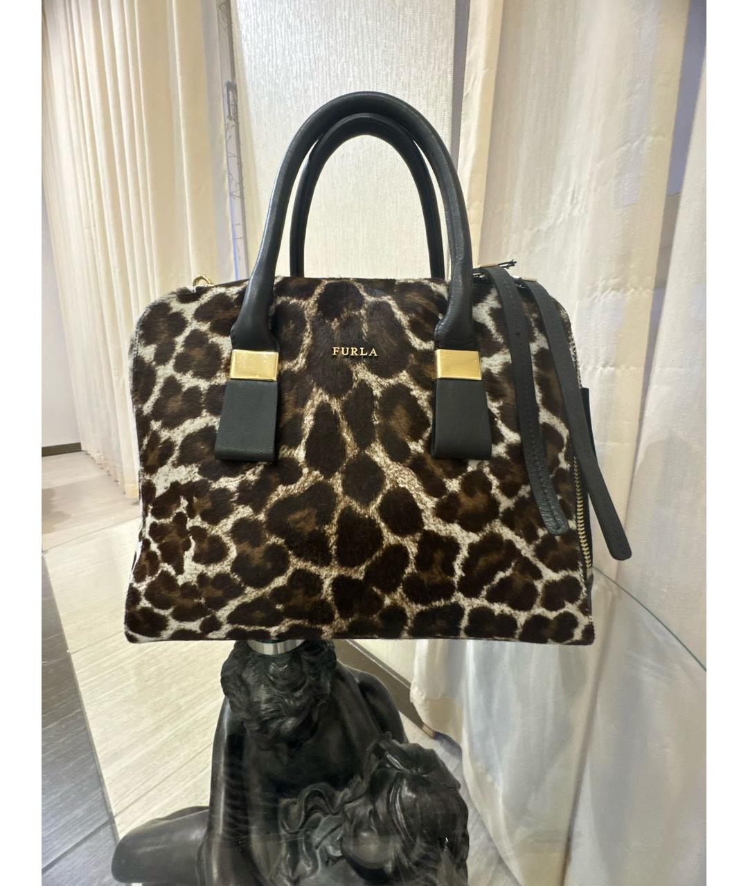 FURLA Черная кожаная сумка с короткими ручками, фото 9