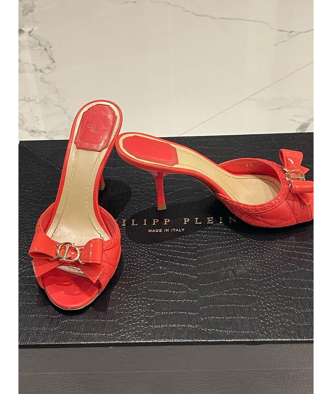 CHRISTIAN DIOR Коралловые кожаные мюли, фото 7