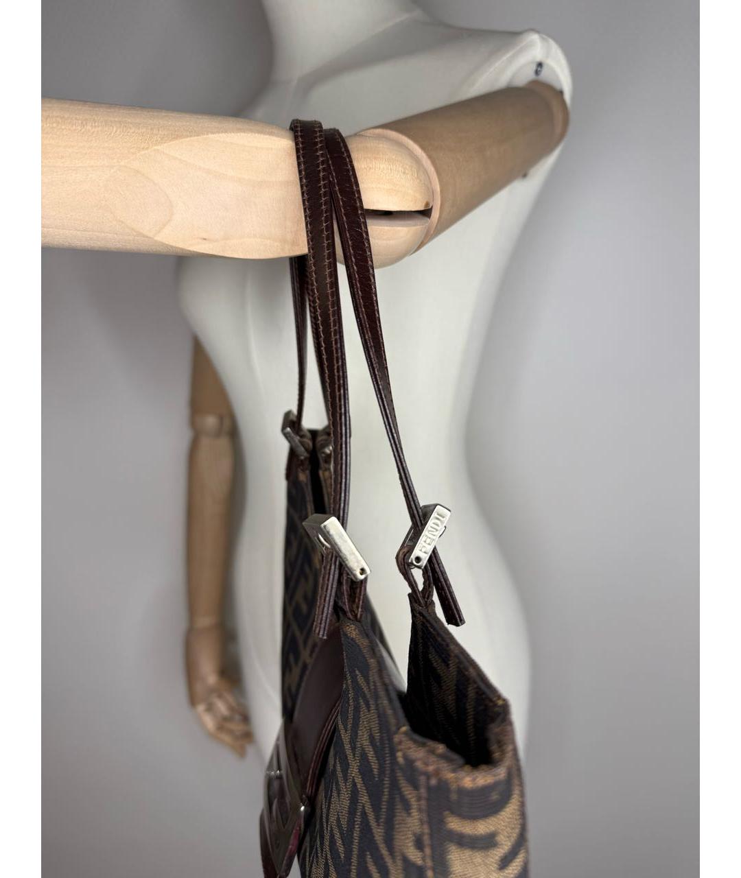 FENDI Коричневая сумка с короткими ручками, фото 6